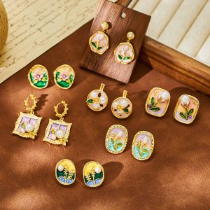 Vintage Style Gold-Plated Natural Freshwater Pearl Earrings, 7 Designs, Retro Drip Oil Craft